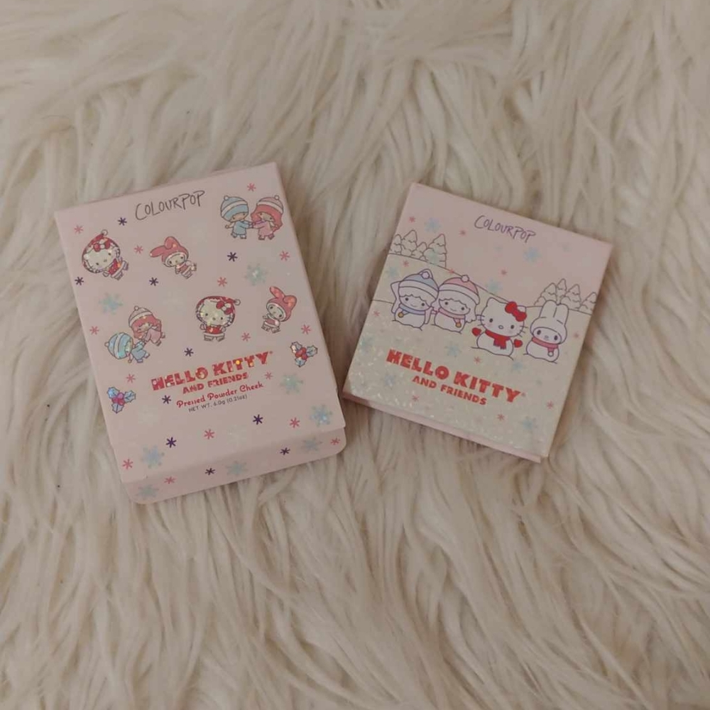 💖FIRM! NWT COLOURPOP X HELLO KITTY AND FRIENDS PRESSED POWDER CHEEK BUNDLED UP